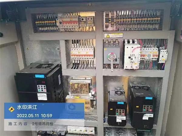 水映洪江項(xiàng)目-塔吊、電梯月檢